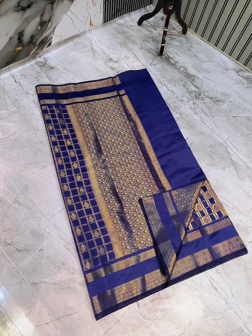 Sift premium banarasi silk