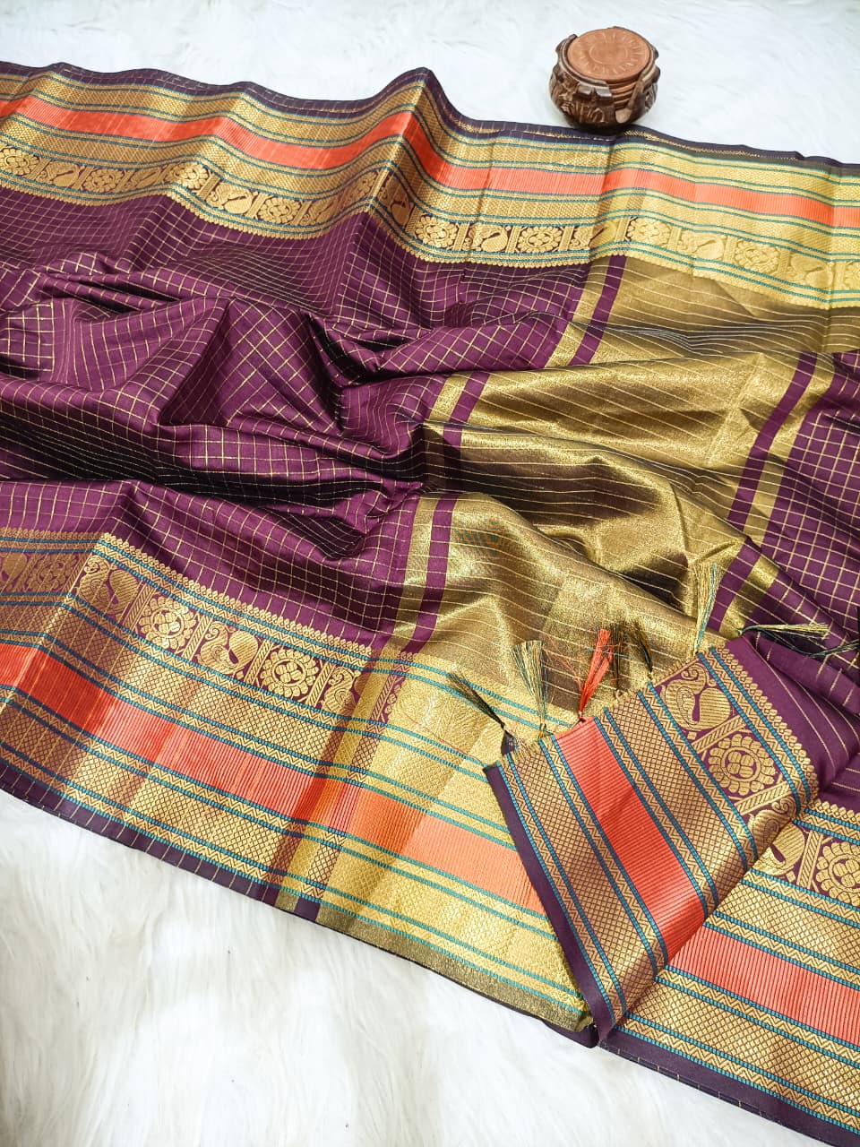 Deep wine 3D borders saree